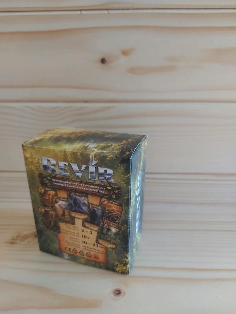 REVÍR – poľovnícka a prírodná strategická kartová hra